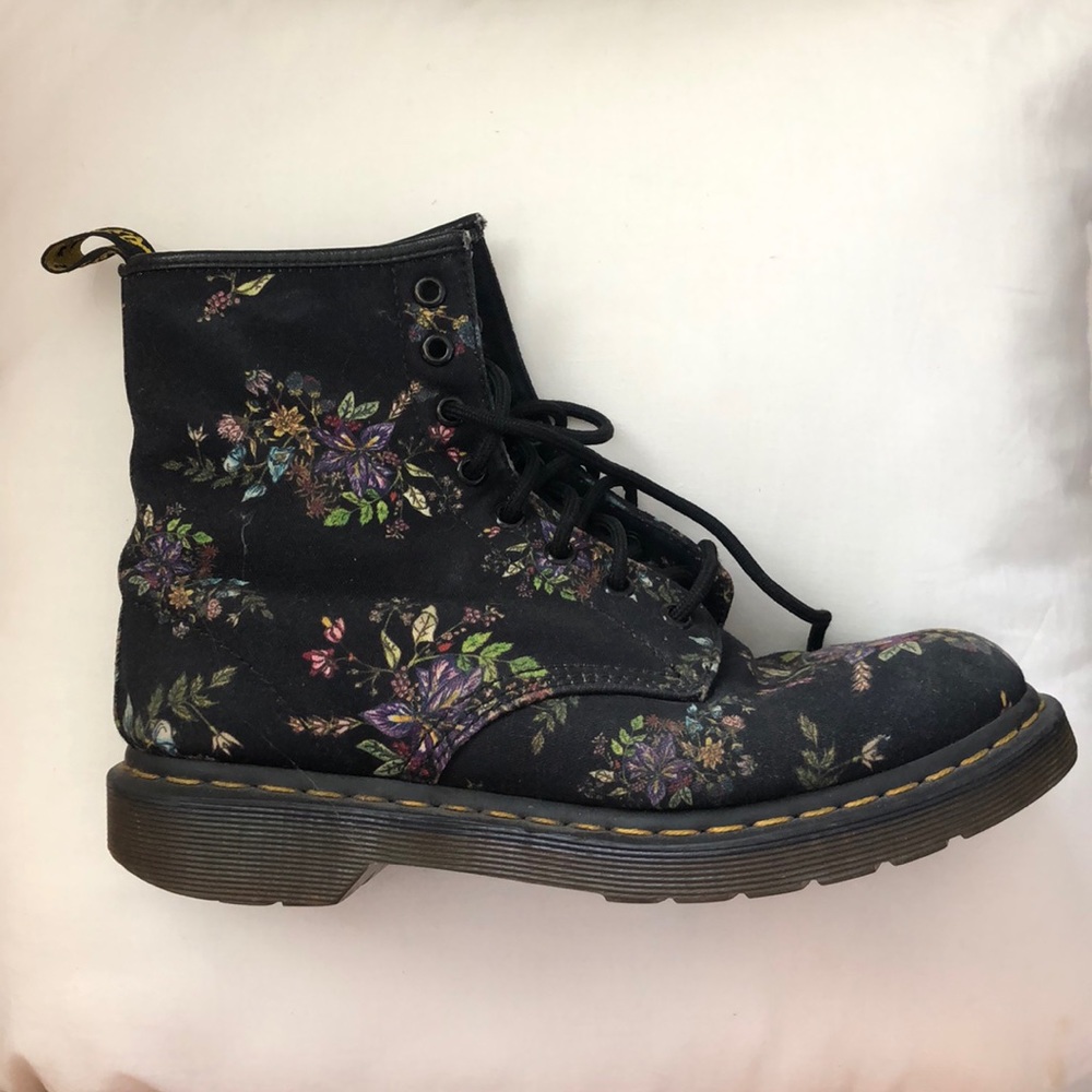 Dr. Martens CASTEL Floral Lace Up Boots